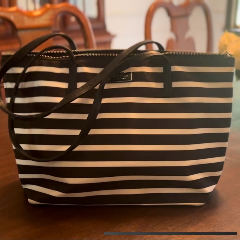 Small Kate Spade Vinyl  Tote